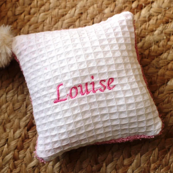 Peluche lapin avec coussin rose à personnaliser